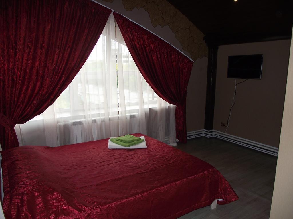 Hotel Ognennaya Loshad Omsk Zimmer foto